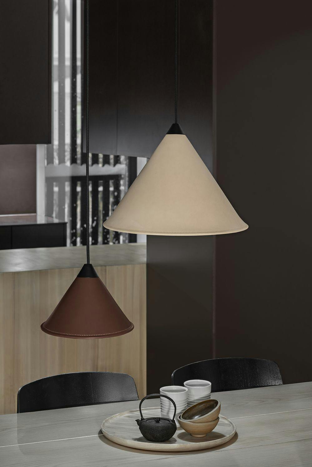 set of contrast leather cone lamps tea set